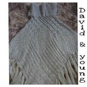 David & Young Knitted Poncho